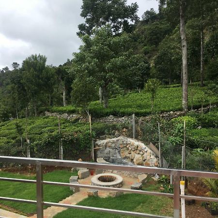 Silvertip Cafe & Homestay Kotagiri Bagian luar foto