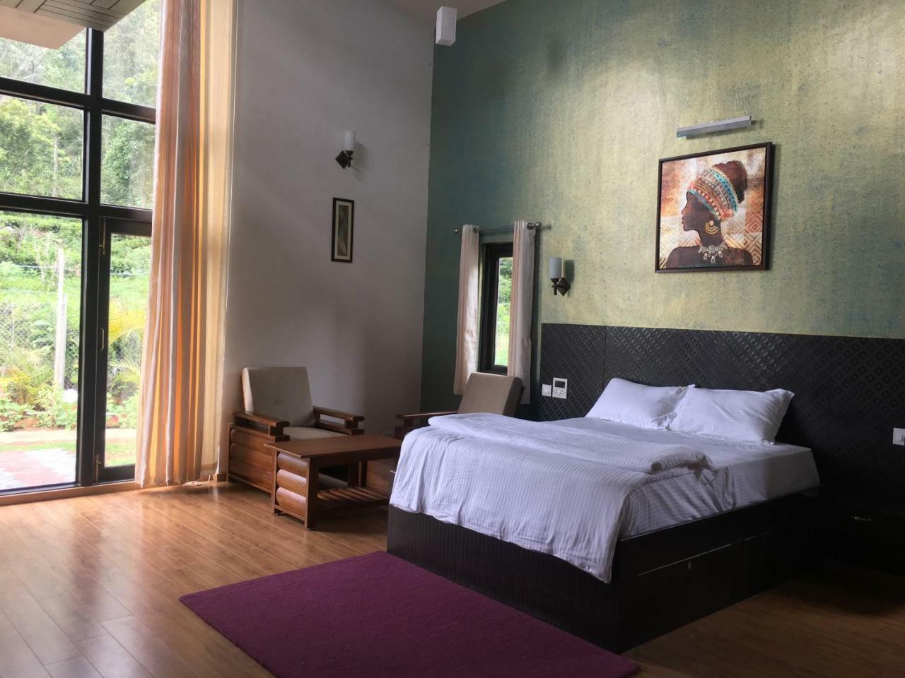 Silvertip Cafe & Homestay Kotagiri Bagian luar foto